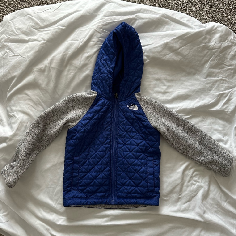 North Face Water Repellent Quilted Sweater Fleece Jacket